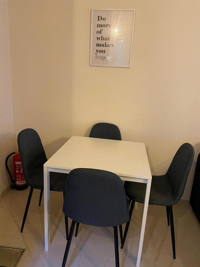 Rent Daily Apartment Antwerp Luaran gambar