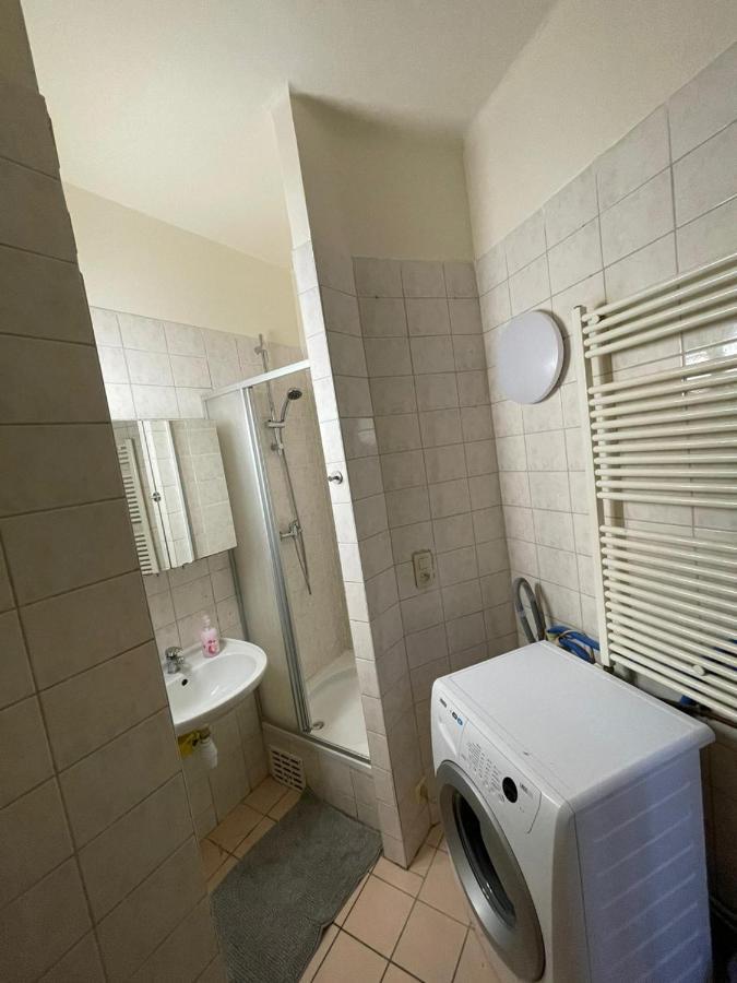 Rent Daily Apartment Antwerp Luaran gambar